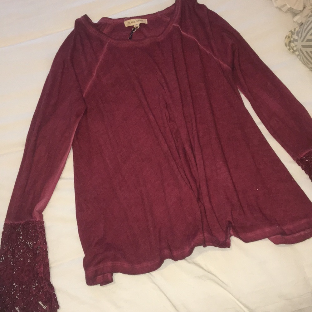 Maroon bell sleeved shirt